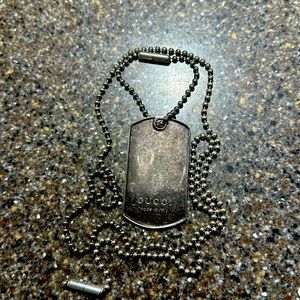 Gucci Dogtag/Chain